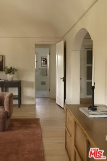 $1,699,000 | 2420 Catherine Road, Altadena, CA 91001