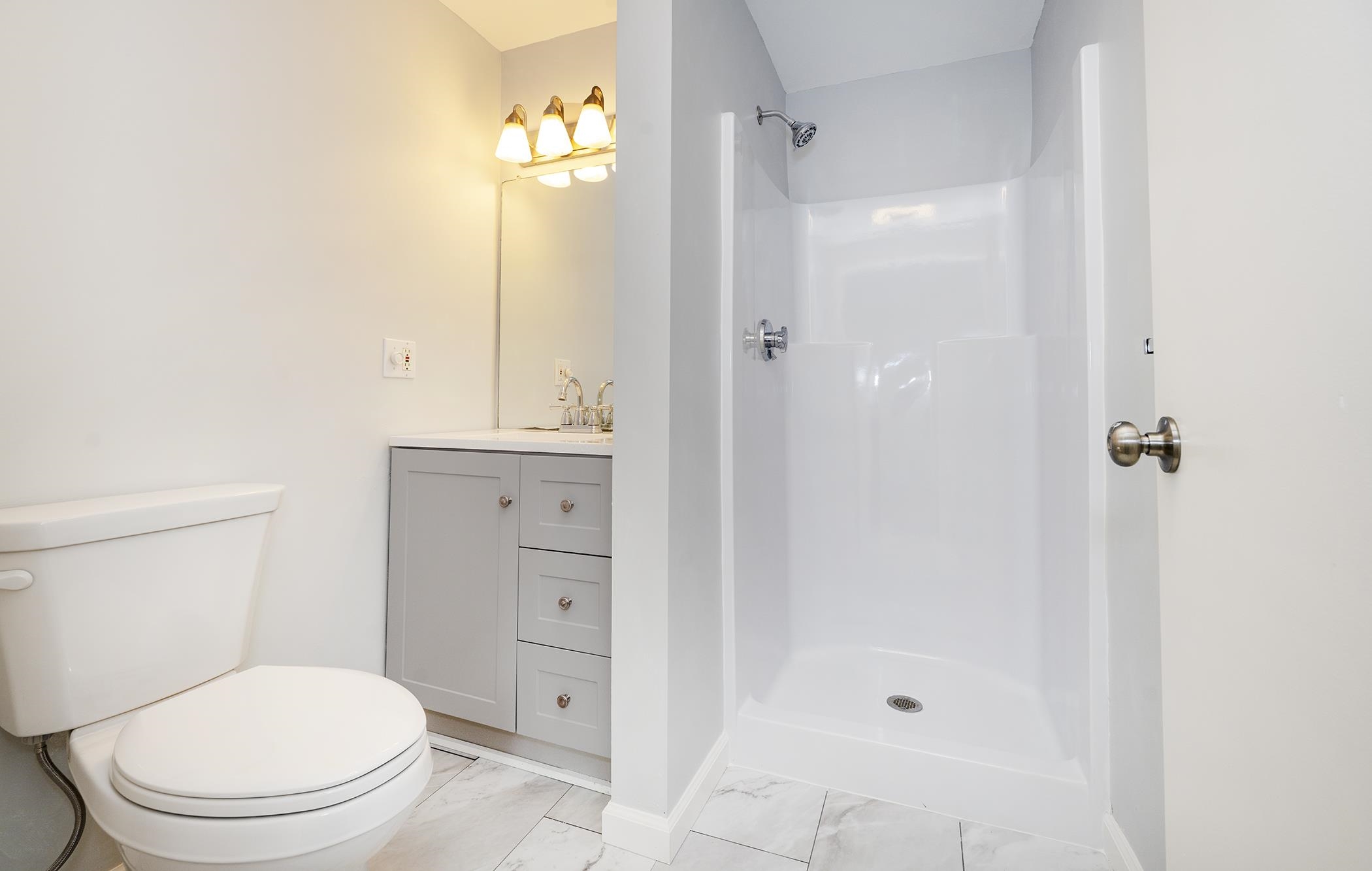 39 Ernest Avenue, Unit 308 Exeter, NH 03833 - Photo 16 of 26