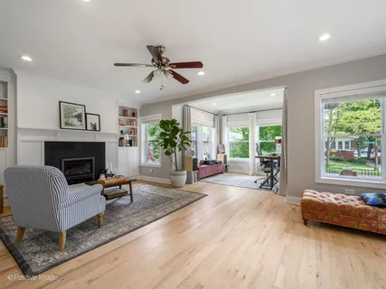 $850,000 | 5002 North Central Park Avenue, Chicago, IL 60625