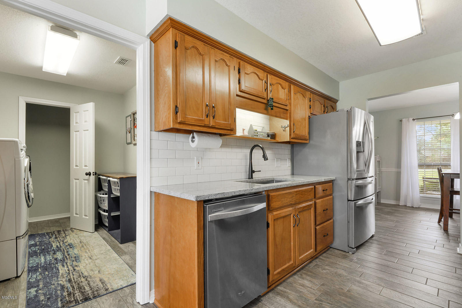 8240 Curry Road Biloxi, MS 39532 - Photo 4 of 18 Kitchen