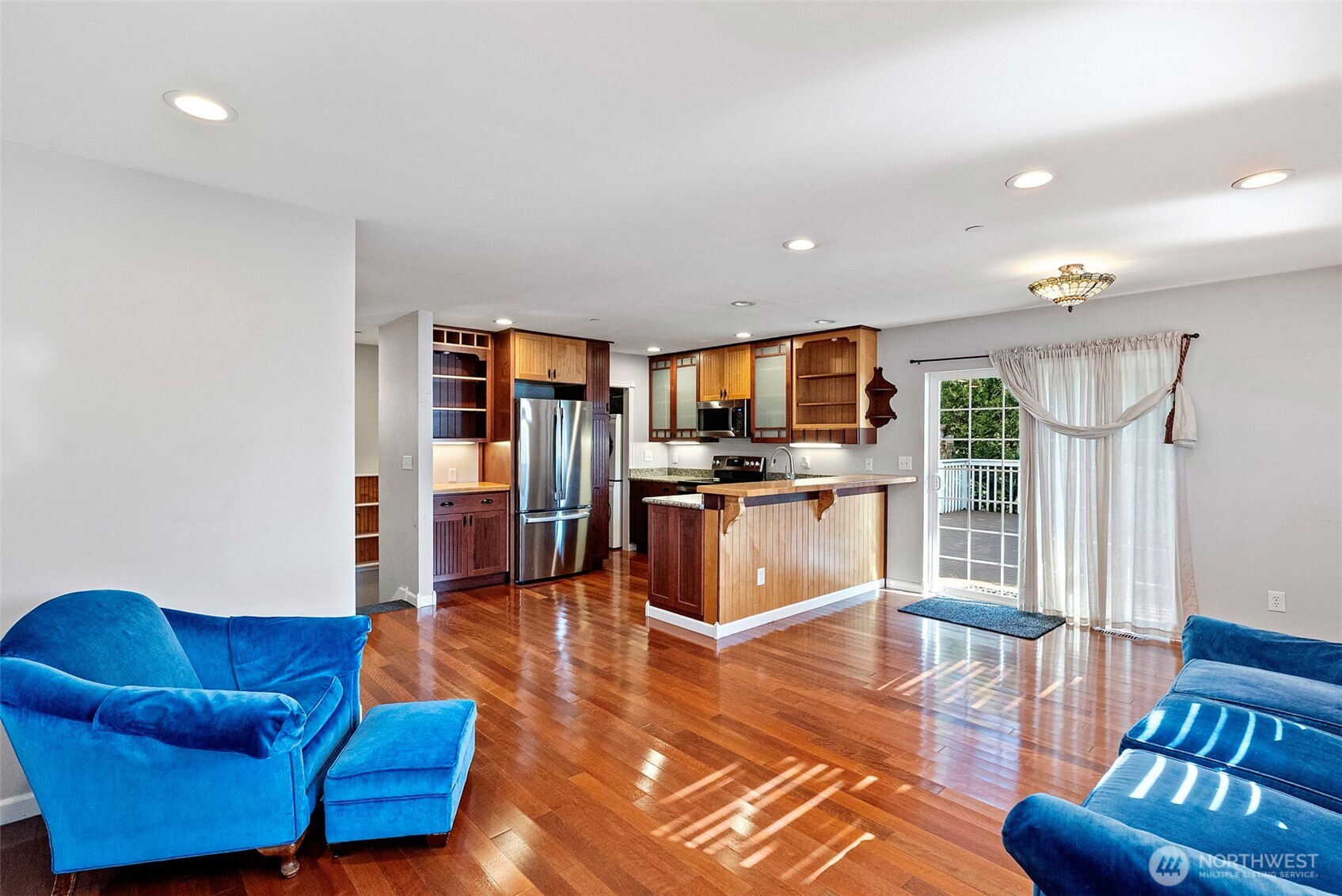 9710 Cramer Road Northwest Gig Harbor, WA 98329 - Photo 14 of 40