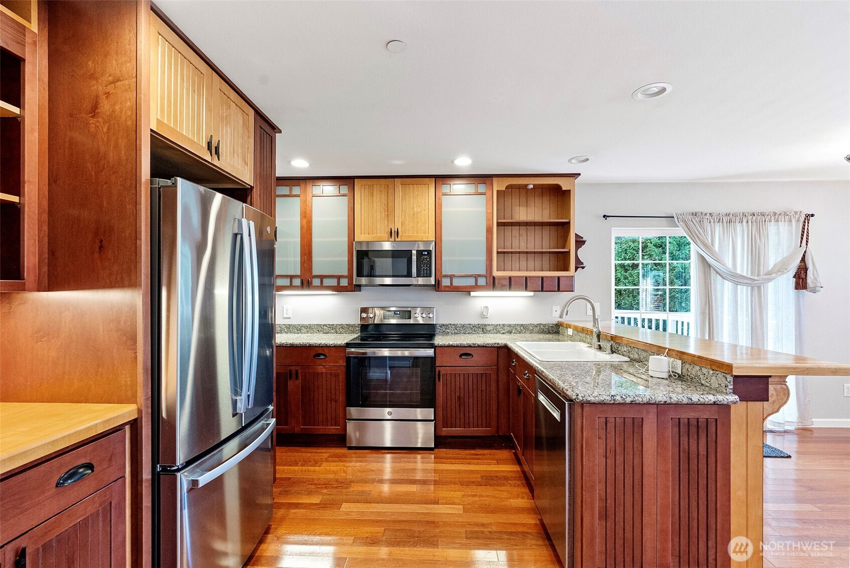 9710 Cramer Road Northwest Gig Harbor, WA 98329 - Photo 10 of 40