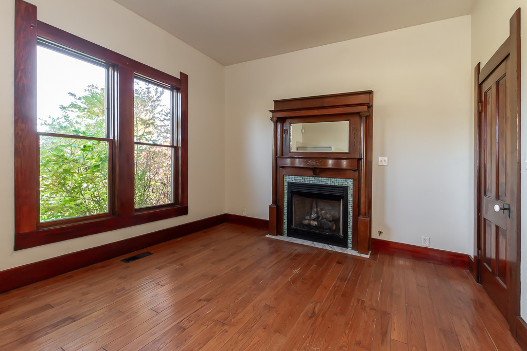 7640 Knapp Road Indianapolis, IN 46259 - Photo 13 of 19 Gallery Image 13