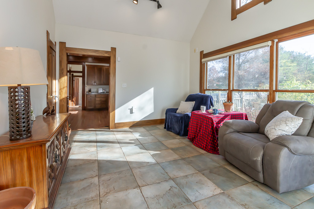 7640 Knapp Road Indianapolis, IN 46259 - Photo 8 of 19 Gallery Image 8