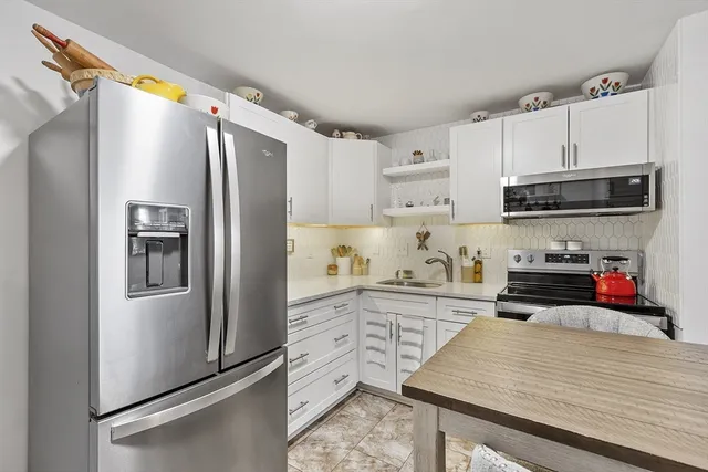 $225,000 | 105 Ridgewood Lane, Unit 7, Gardner, MA 01440