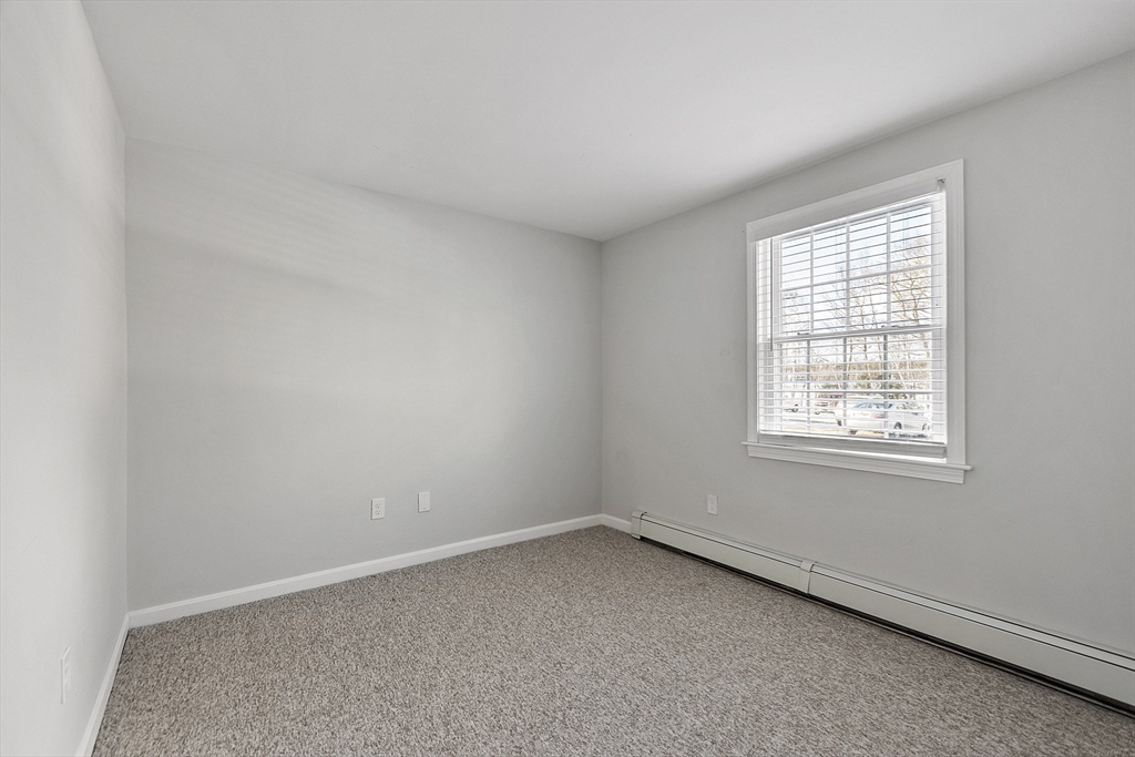 105 Ridgewood Lane, Unit 7 Gardner, MA 01440 - Photo 26 of 35