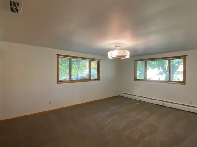 $399,900 | 2360 Hillside Lane, Green Bay, WI 54302