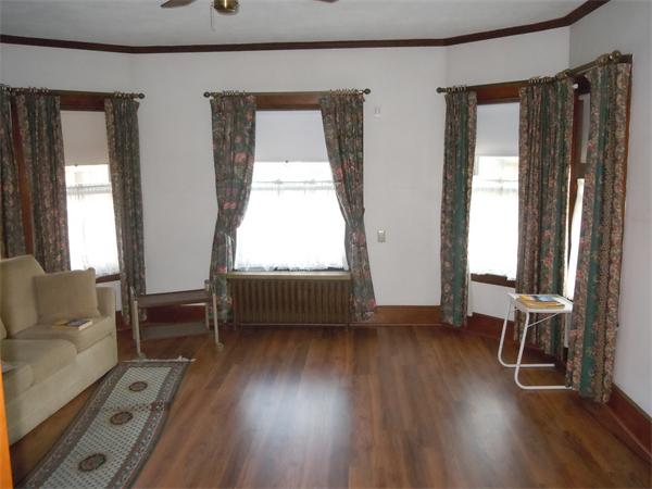 357 Maple Street Springfield, MA 01105 - Photo 6 of 16