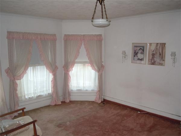 357 Maple Street Springfield, MA 01105 - Photo 10 of 16