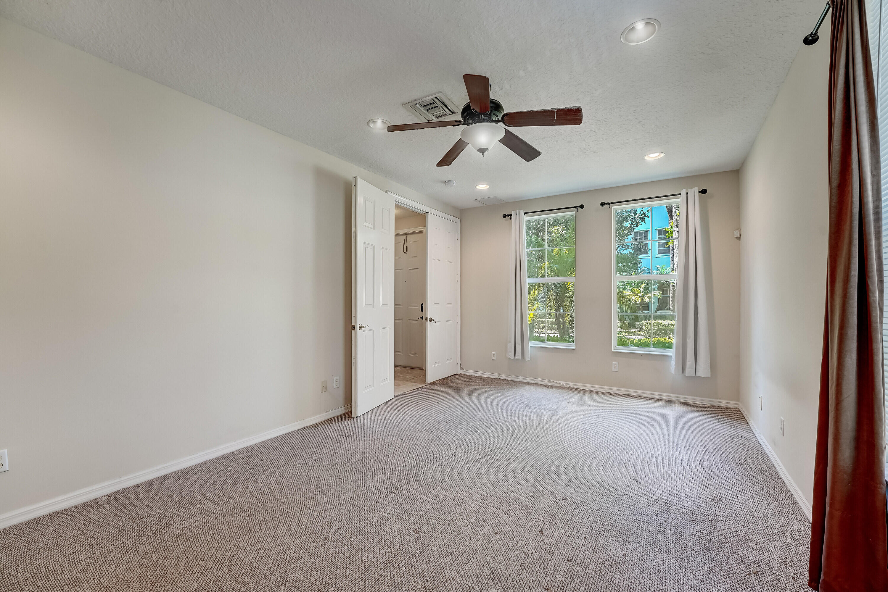 4300 Blowing Point Place Jupiter, FL 33458 - Photo 16 of 42 IMG_3713