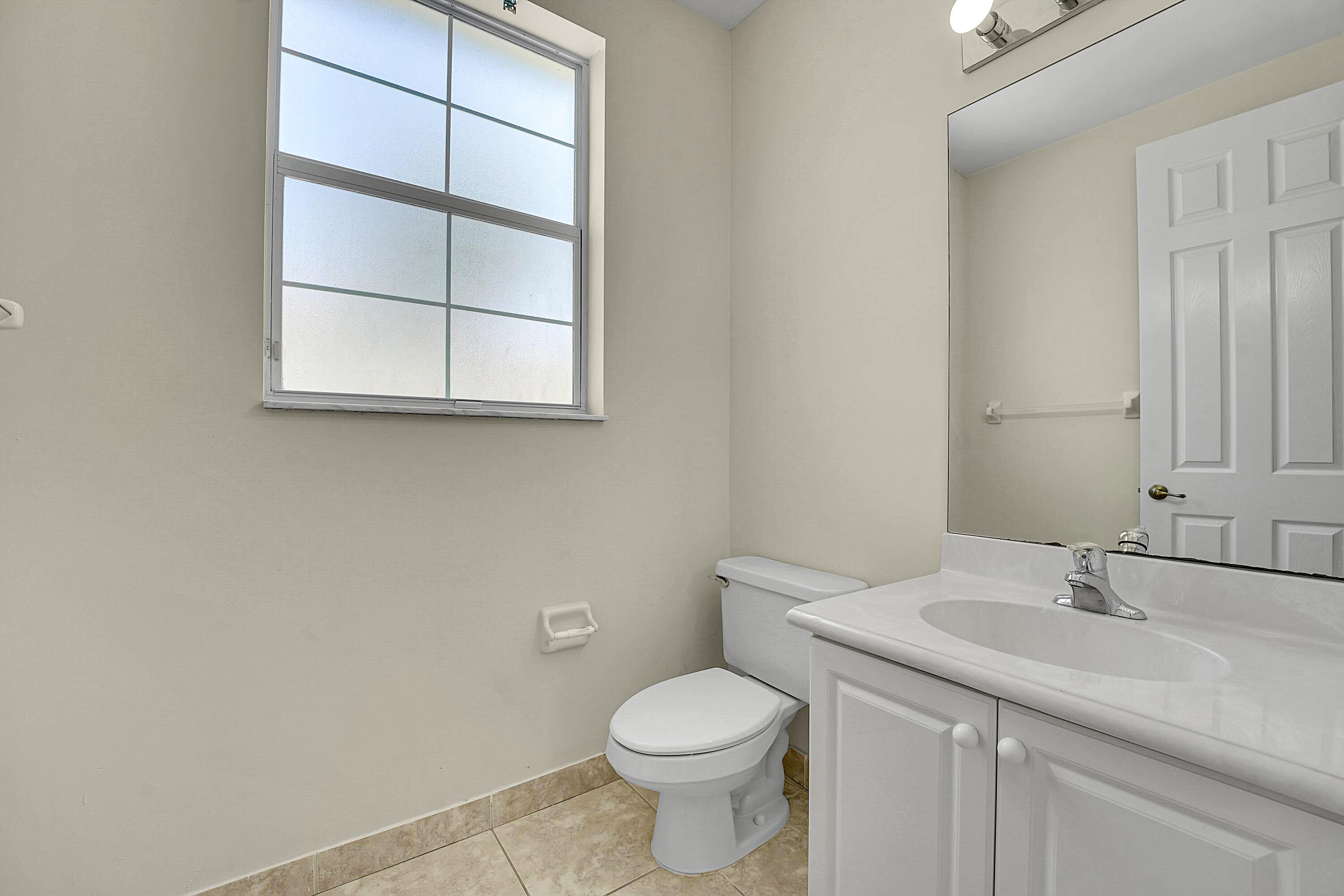 4300 Blowing Point Place Jupiter, FL 33458 - Photo 24 of 42 IMG_3800