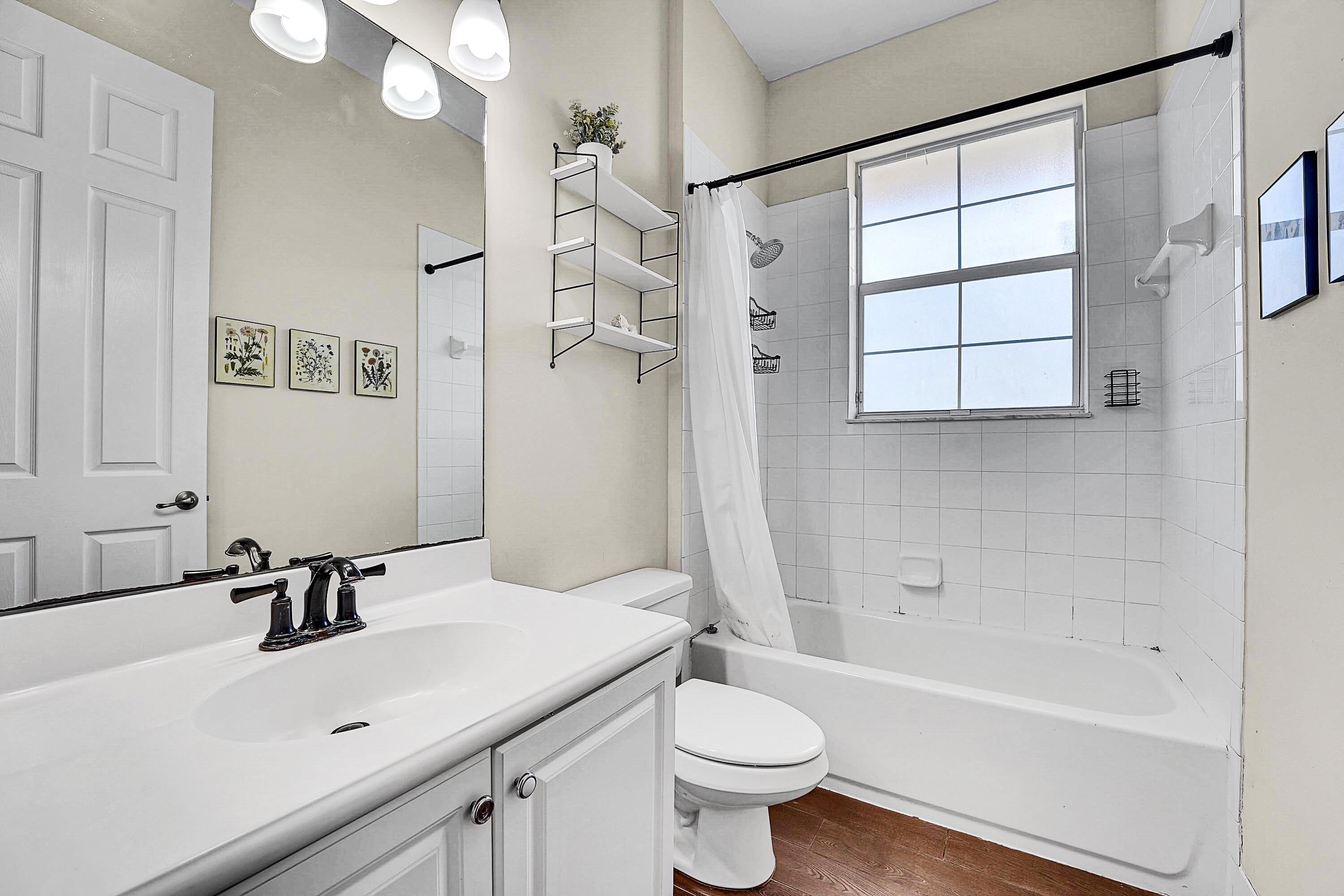 4300 Blowing Point Place Jupiter, FL 33458 - Photo 33 of 42 IMG_3790