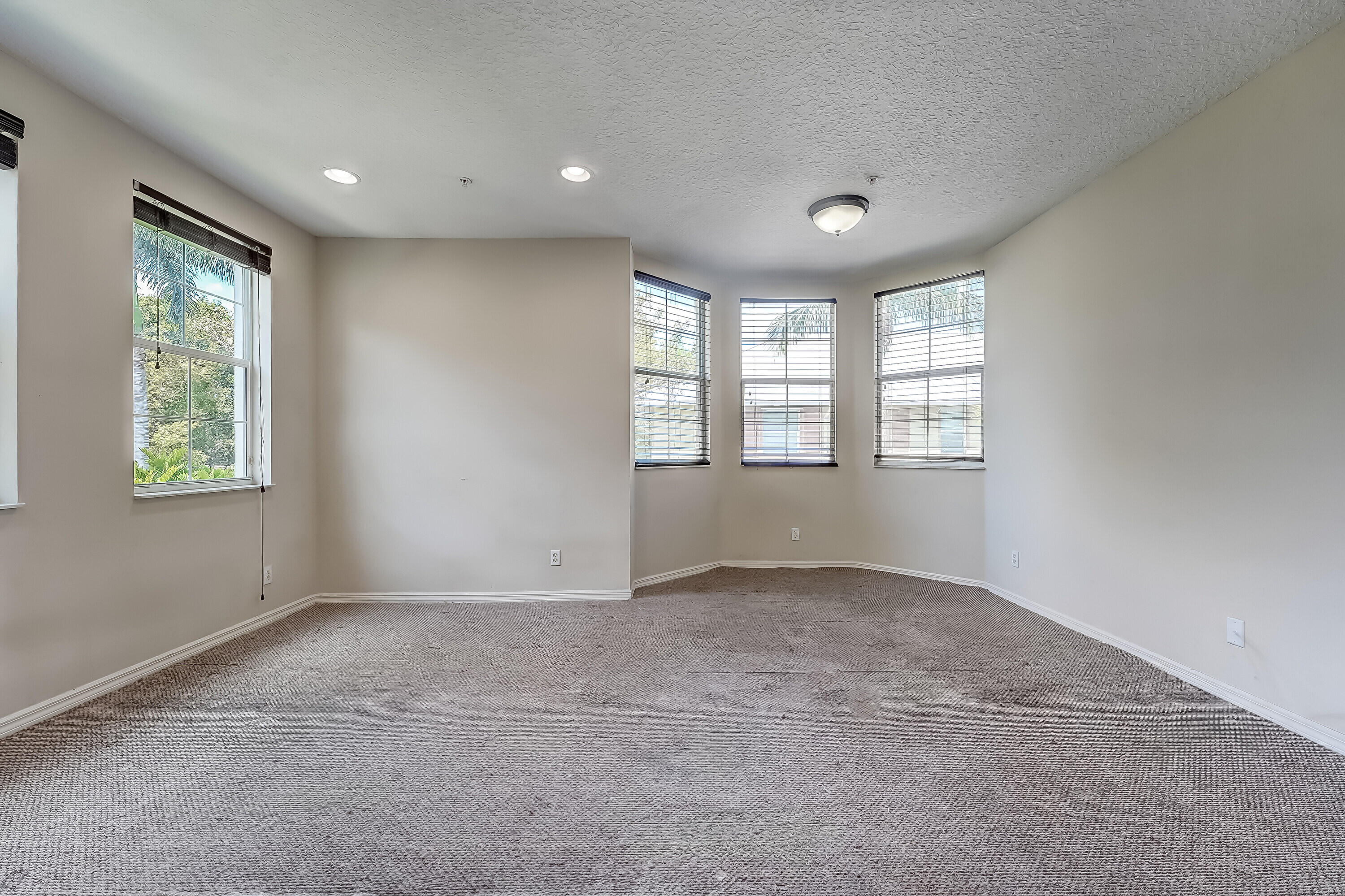 4300 Blowing Point Place Jupiter, FL 33458 - Photo 7 of 42 IMG_3801