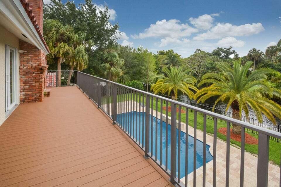 934 Southwest 21st Way Boca Raton, FL 33486 - Photo 12 of 25 8