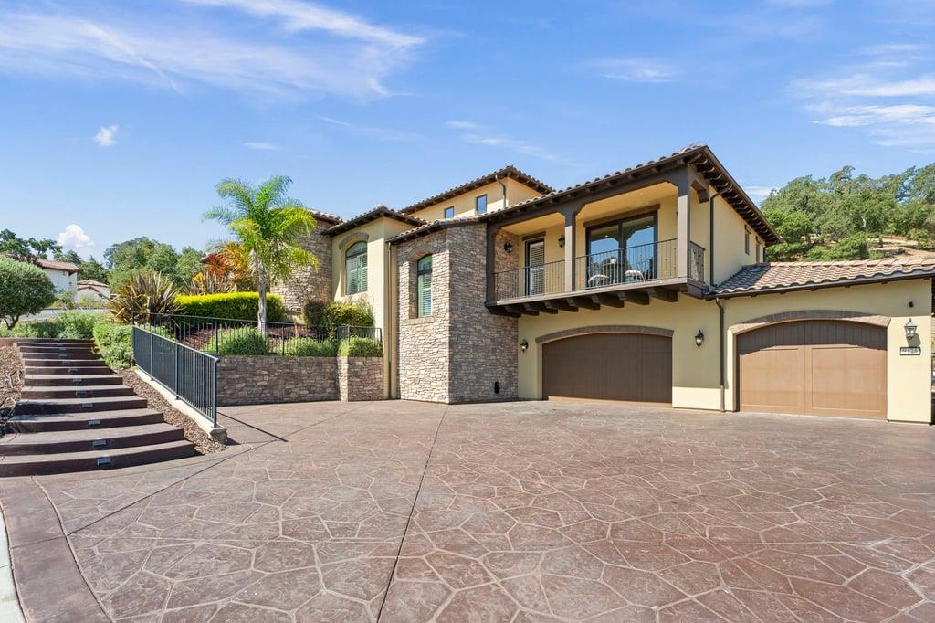 9175 Tea Tree Way Gilroy, CA 95020 - Photo 4 of 47 Gallery Image 4