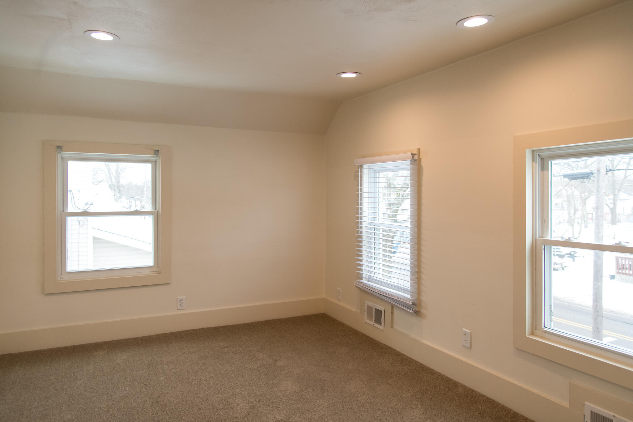 1018 North Rose Street Kalamazoo, MI 49007 - Photo 14 of 23 DSC_1383