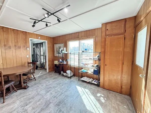 $79,500 | 408 North St James Street, El Dorado Springs, MO 64744