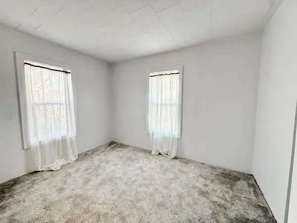 $79,500 | 408 North St James Street, El Dorado Springs, MO 64744