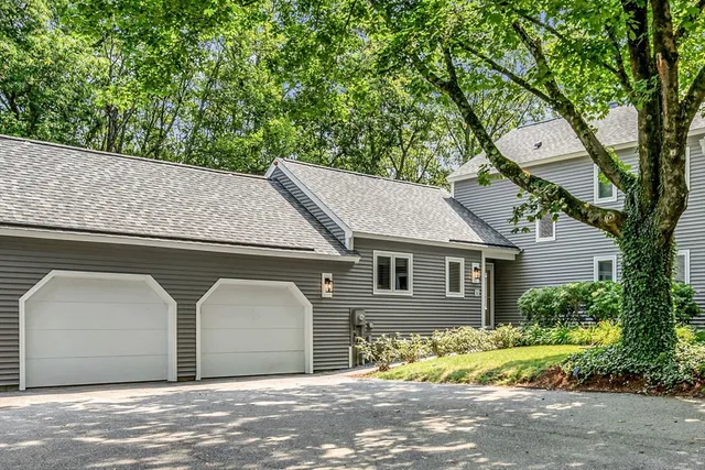 $735,000 | 6 Steepletree Lane, Unit 6, Wayland, MA 01778