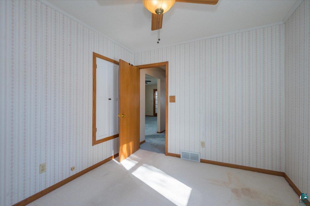 818 Lincoln Street Superior, WI 54880 - Photo 13 of 24