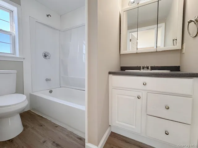 $394,900 | 3 Glade Road, Poughkeepsie, NY 12601