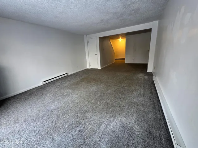 $1,700 | 38 Maxwell Drive, Troy, NY 12180