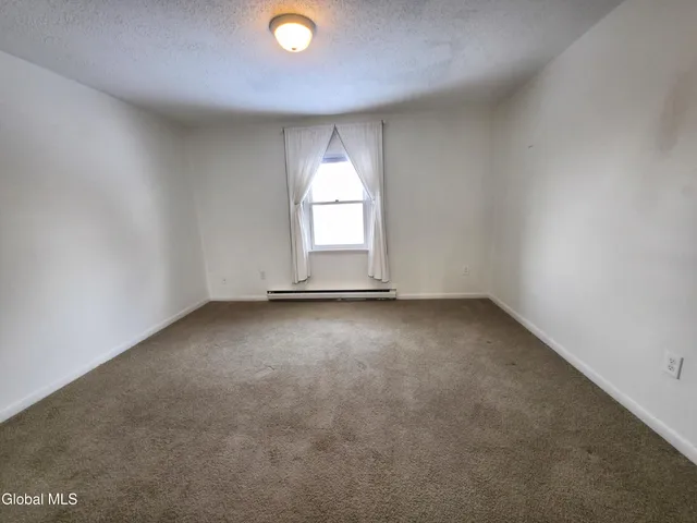 $1,700 | 38 Maxwell Drive, Troy, NY 12180