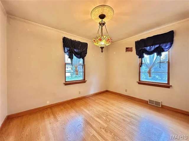 $130,000 | 2 Bluff Drive, Belleville, IL 62223