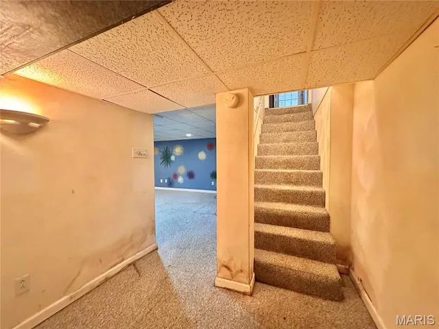 $130,000 | 2 Bluff Drive, Belleville, IL 62223