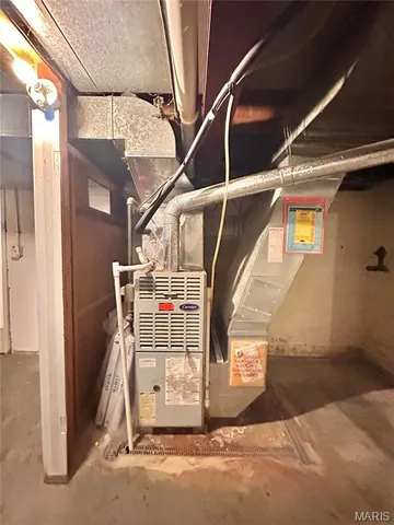 $130,000 | 2 Bluff Drive, Belleville, IL 62223