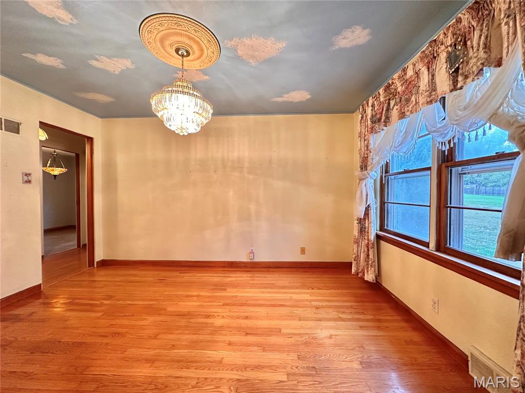 2 Bluff Drive Belleville, IL 62223 - Photo 10 of 27