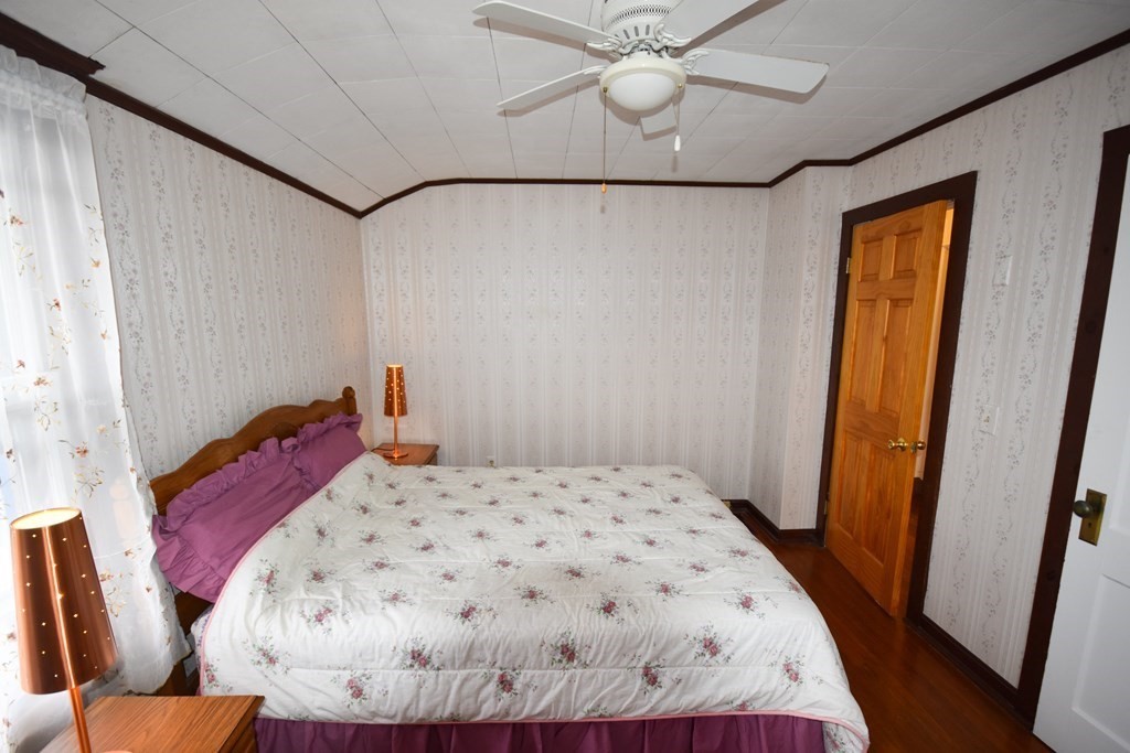 115 Edendale Street Springfield, MA 01104 - Photo 28 of 31
