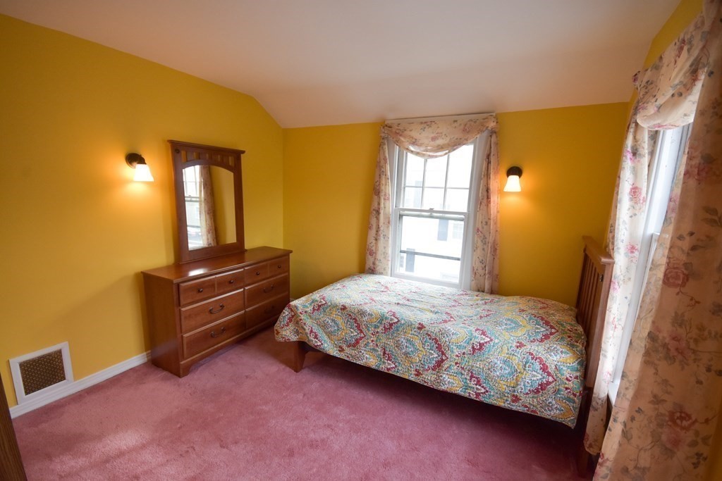 115 Edendale Street Springfield, MA 01104 - Photo 29 of 31