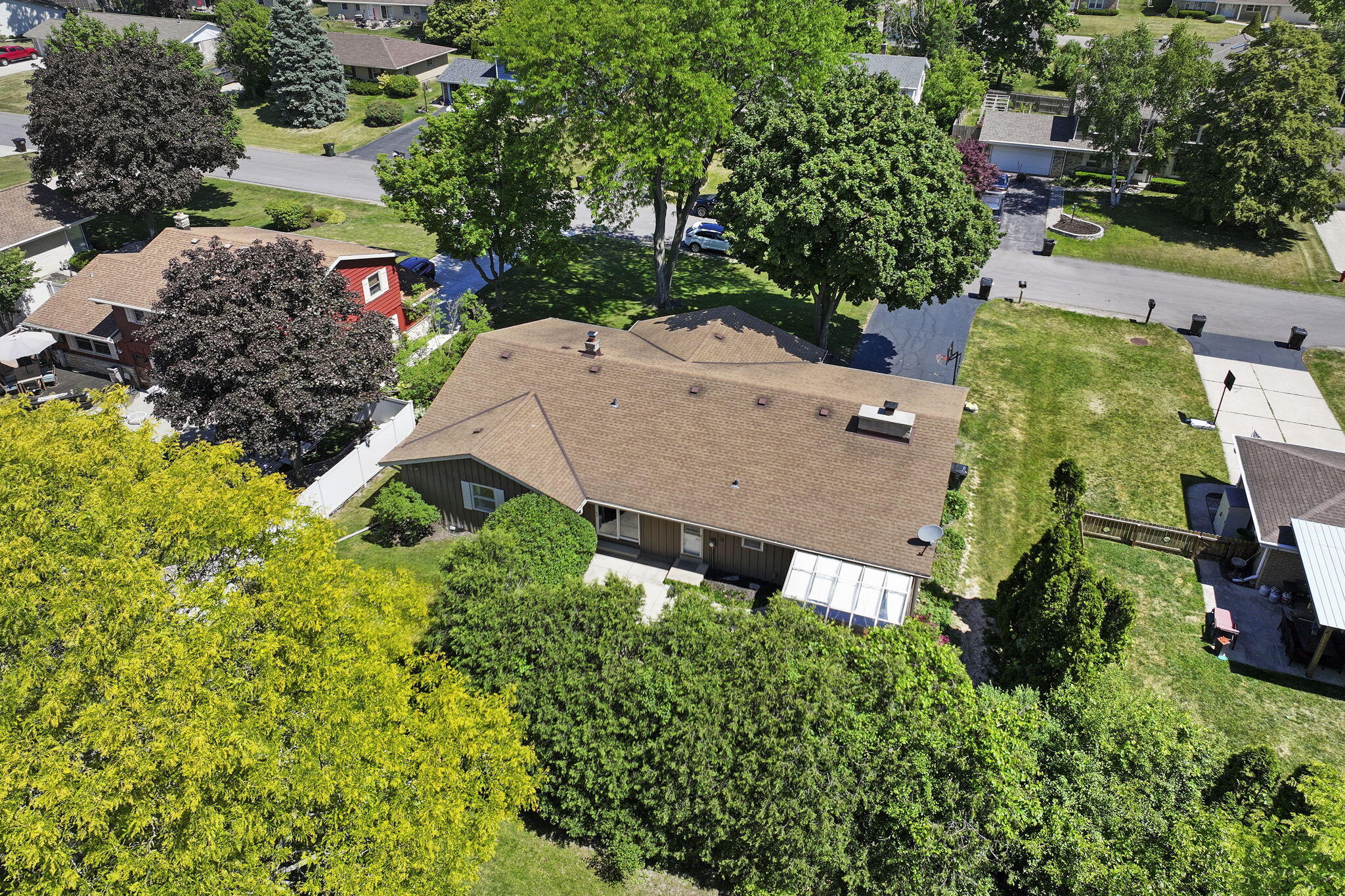 3625 South Brentwood Road New Berlin, WI 53151 - Photo 28 of 32 Aerial