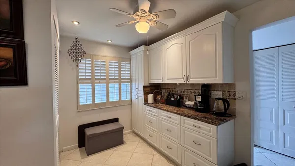 $1,650 | 7610 Northwest 18th Street, Unit 405, Margate, FL 33063