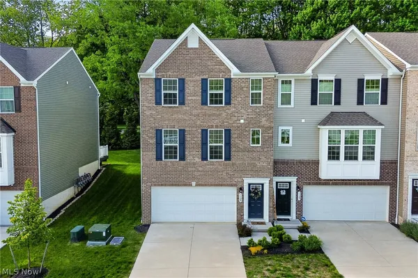 $359,000 | 1129 Bean Lane, Akron, OH 44313