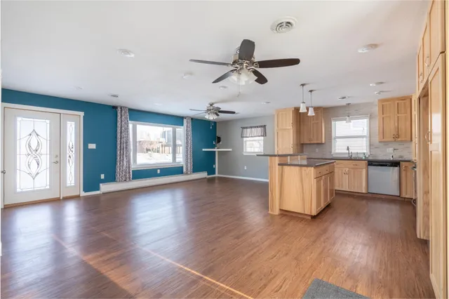 $284,900 | 1211 13th Avenue Southwest, Willmar, MN 56201