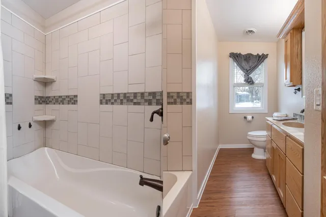 $284,900 | 1211 13th Avenue Southwest, Willmar, MN 56201