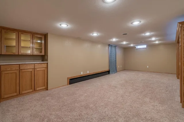 $284,900 | 1211 13th Avenue Southwest, Willmar, MN 56201