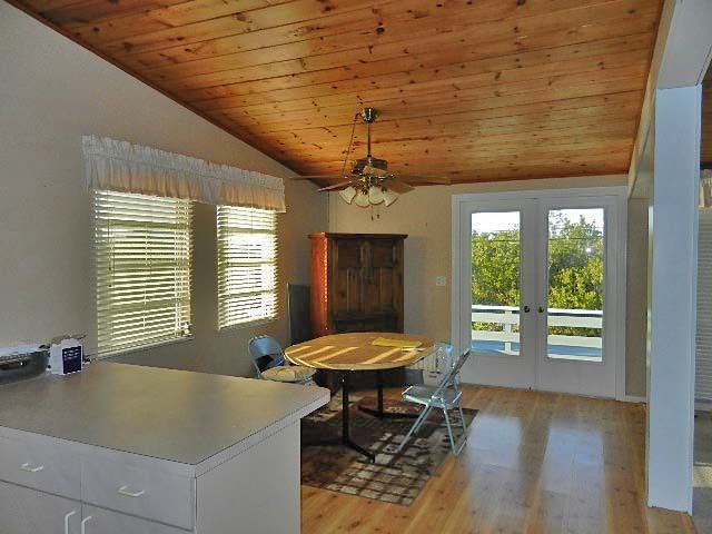28568 Peg Leg Road Summerland Key, FL 33042 - Photo 8 of 16 1 dining