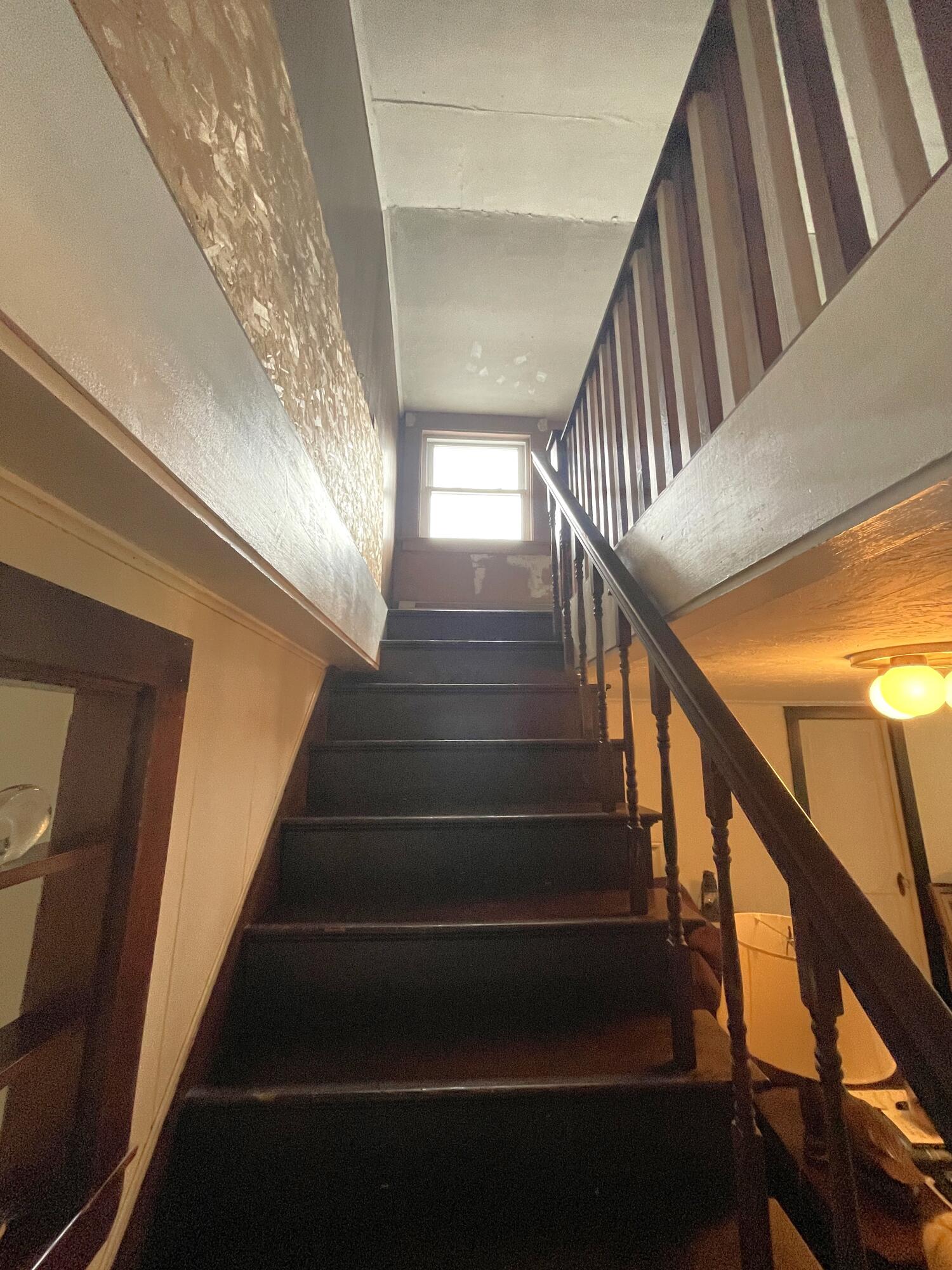 956 China Road Winslow, ME 04901 - Photo 17 of 30 Stairs