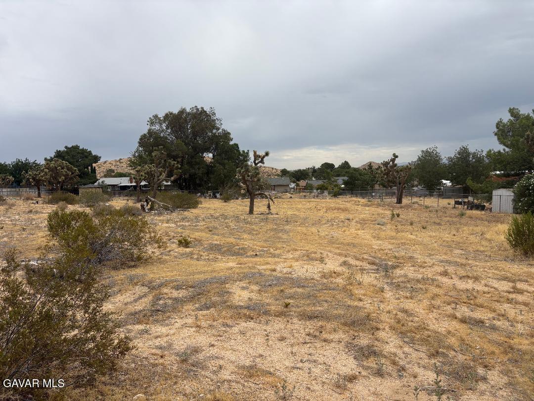 St Street East Palmdale, CA 93591 - Photo 1 of 5 30 1