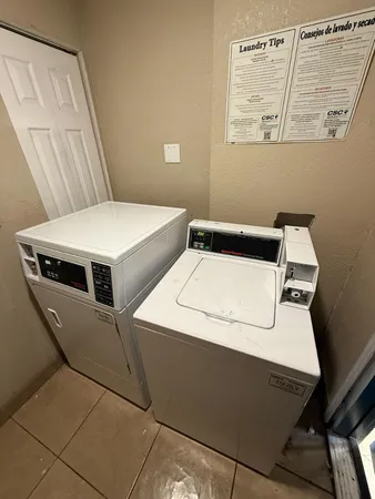 $895 | 349 North 11th Street, Unit 210, Phoenix, AZ 85006