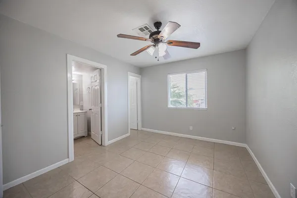 $895 | 349 North 11th Street, Unit 210, Phoenix, AZ 85006