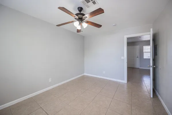 $895 | 349 North 11th Street, Unit 210, Phoenix, AZ 85006