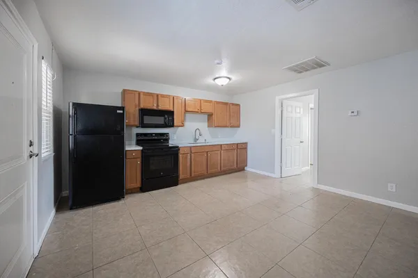$895 | 349 North 11th Street, Unit 210, Phoenix, AZ 85006
