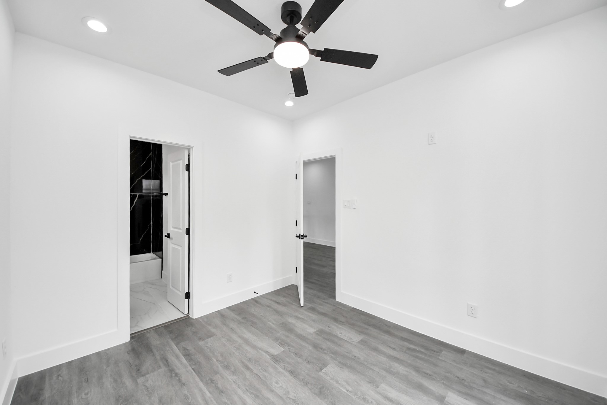 6629 Foster Street Houston, TX 77021 - Photo 20 of 33 2nd view of secondary bedroom featuring abundant natural light, modern finishes, and a peaceful atmosphere.