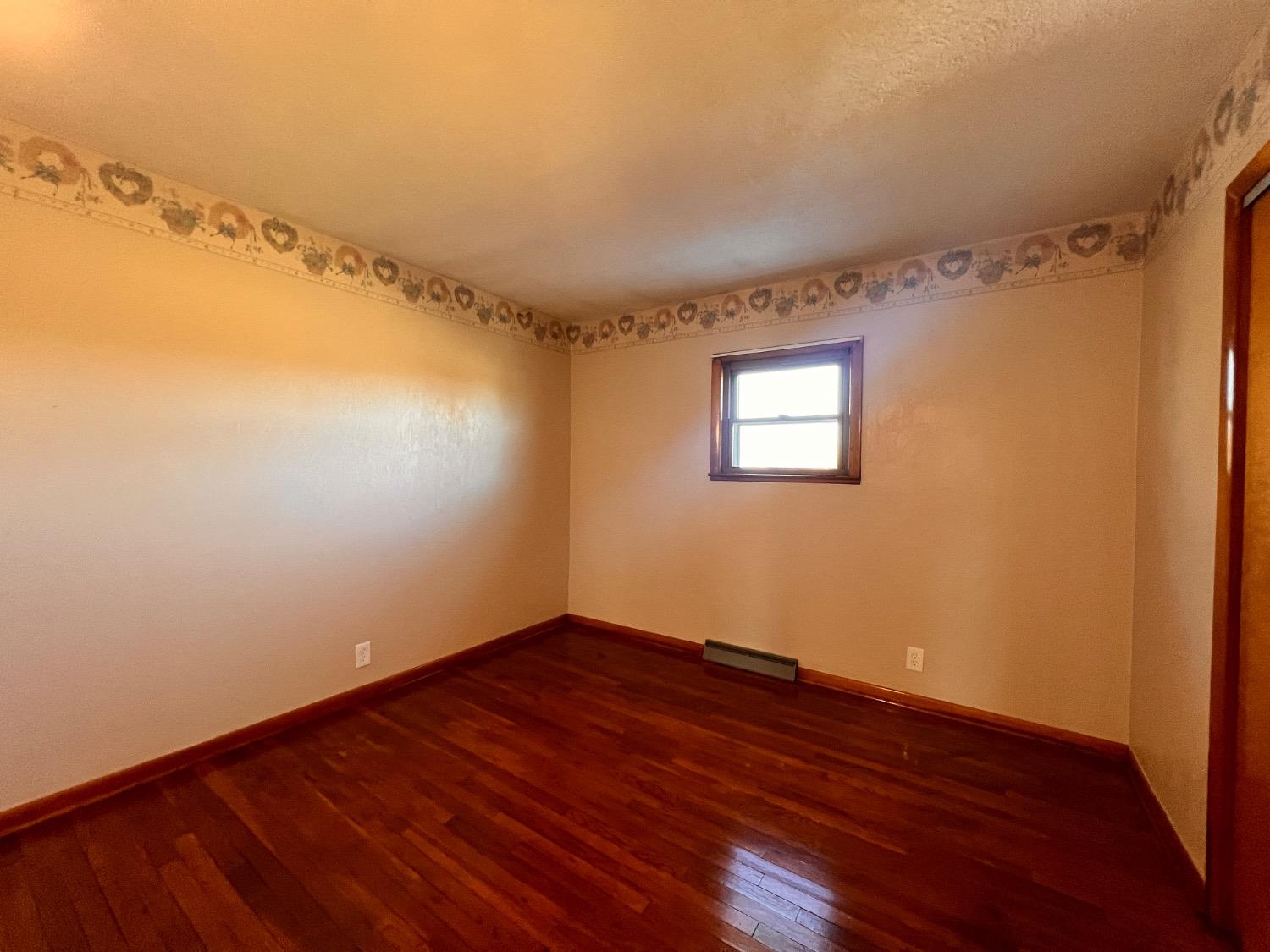 926 Highway 129 Versailles, IN 47042 - Photo 16 of 36