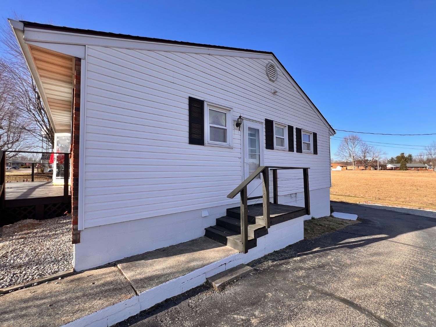 926 Highway 129 Versailles, IN 47042 - Photo 27 of 36