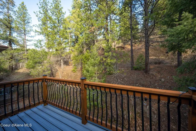 $278,000 | 43143 Riverview Drive, Unit 9, Kingston, ID 83839